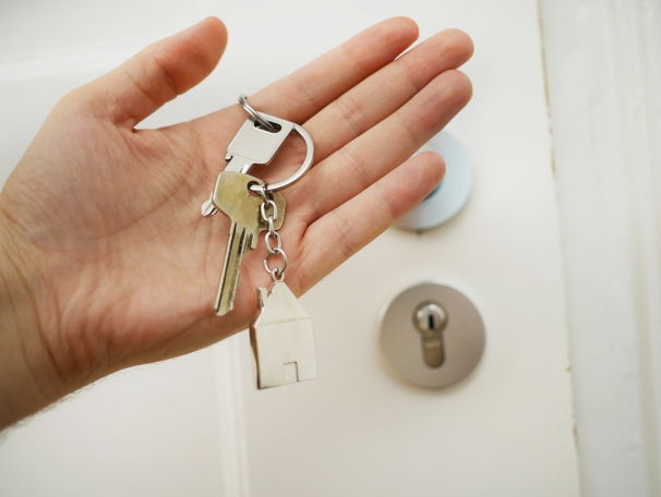 https://AniaS.StopRentingStartOwning.com